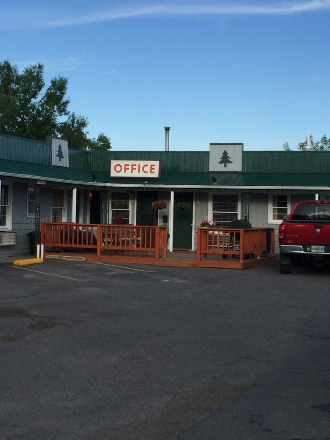Jack Pine Motel ริเวอร์ตัน ภายนอก รูปภาพ